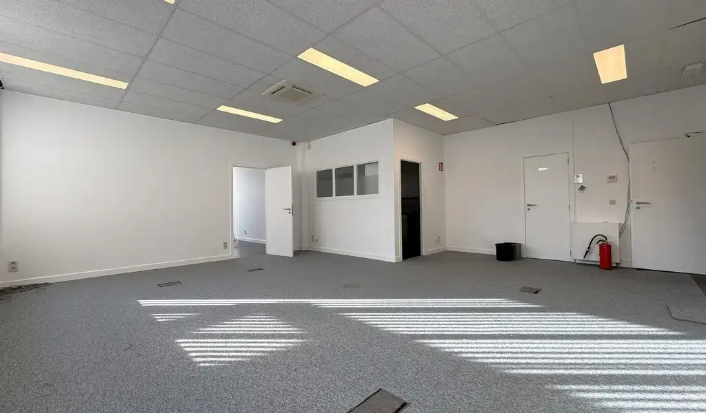 Instapklare kantoren te huur in Kontich foto 3