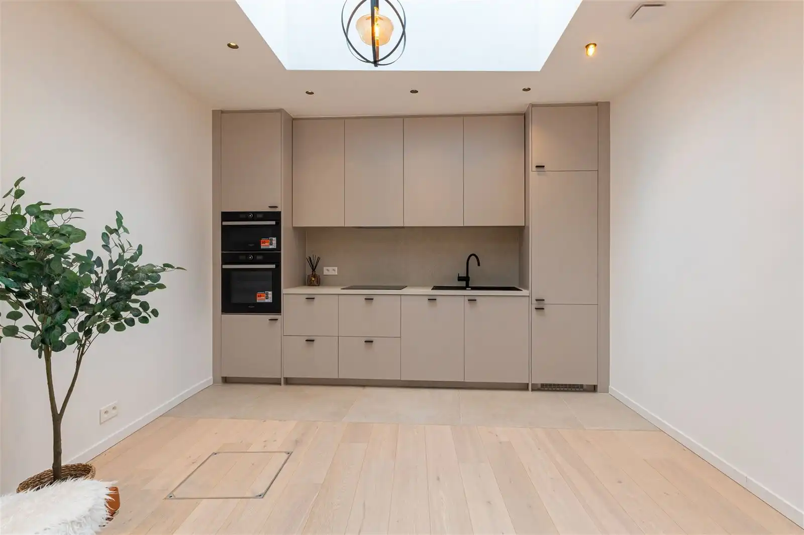 Luxueus gerenoveerde woning in centrum Gent foto 6