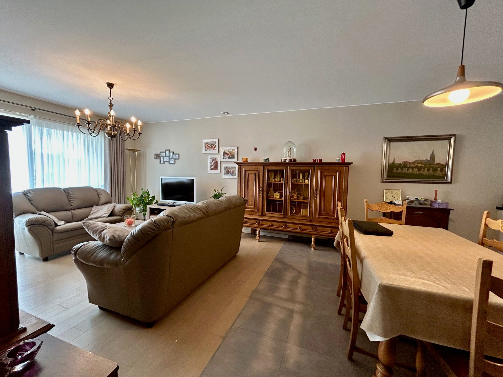 Nieuw appartement met terras en parking vlakbij het centrum! foto 12
