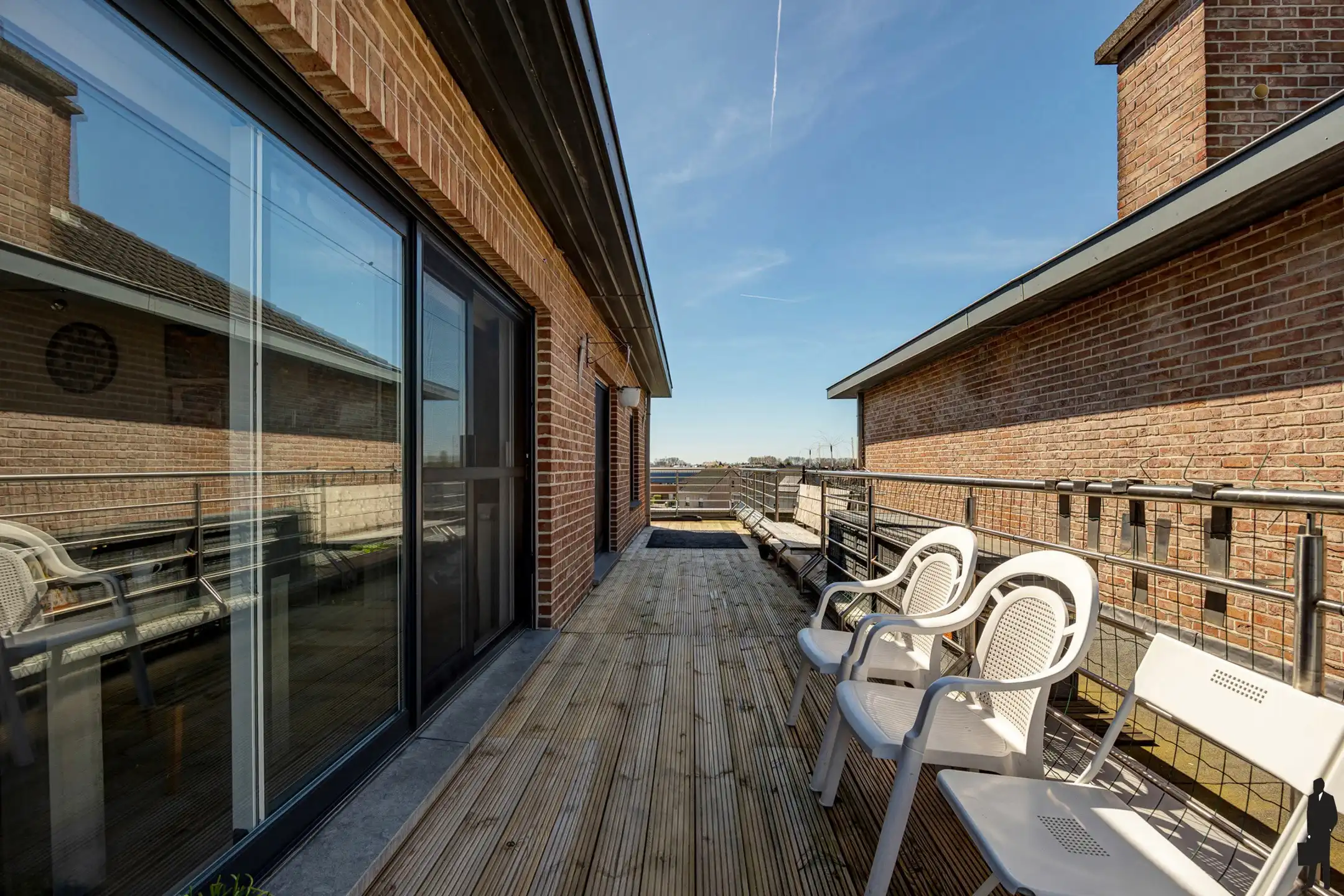 Penthouse met 3 slpk & dubbele garage te Melsele foto 9