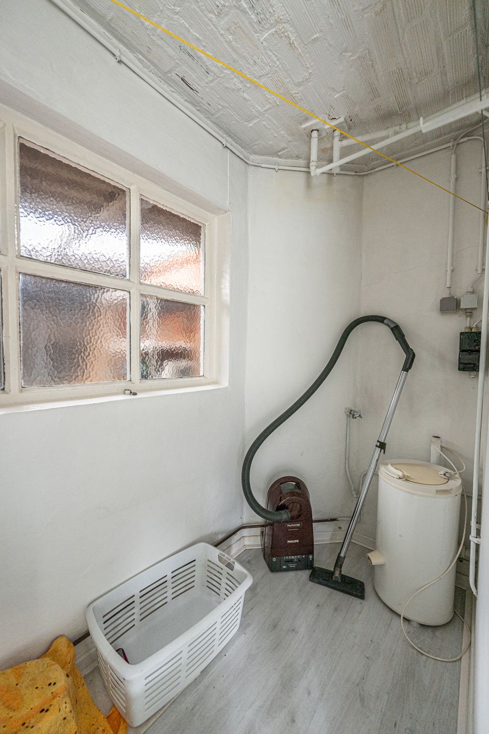 Woning in half-open bebouwing op 8 are foto 27