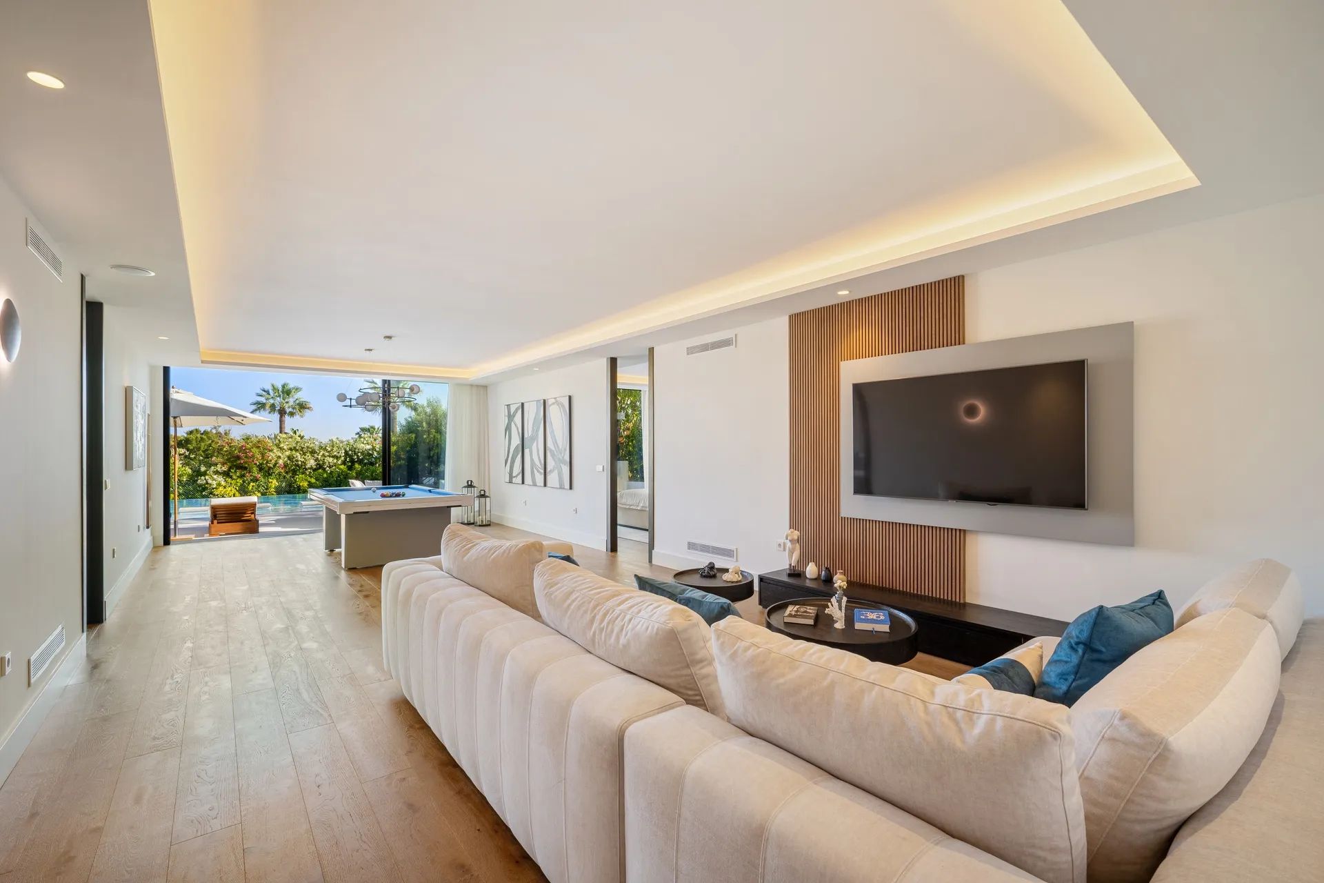 Architecturale pracht aan de golf – ultieme luxe in Marbella foto 33