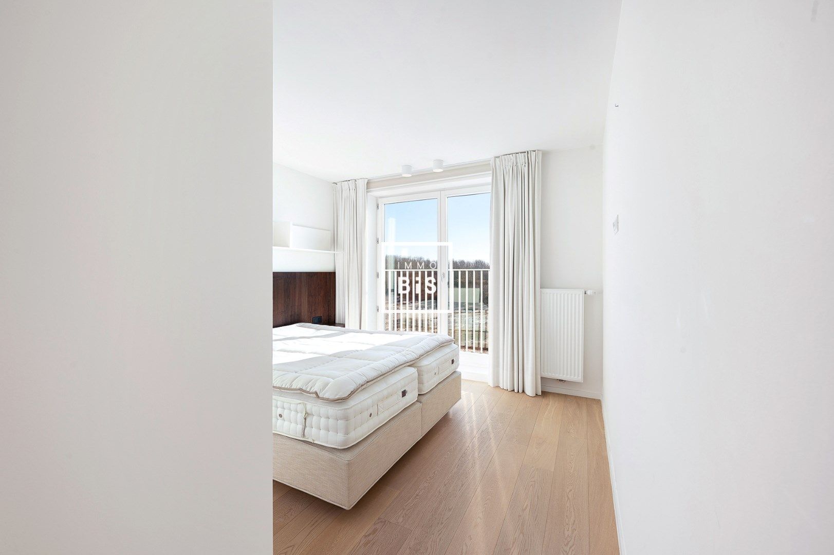 Ruim hoekappartement met zonneterrassen in de recente residentie Cap Horn foto 20