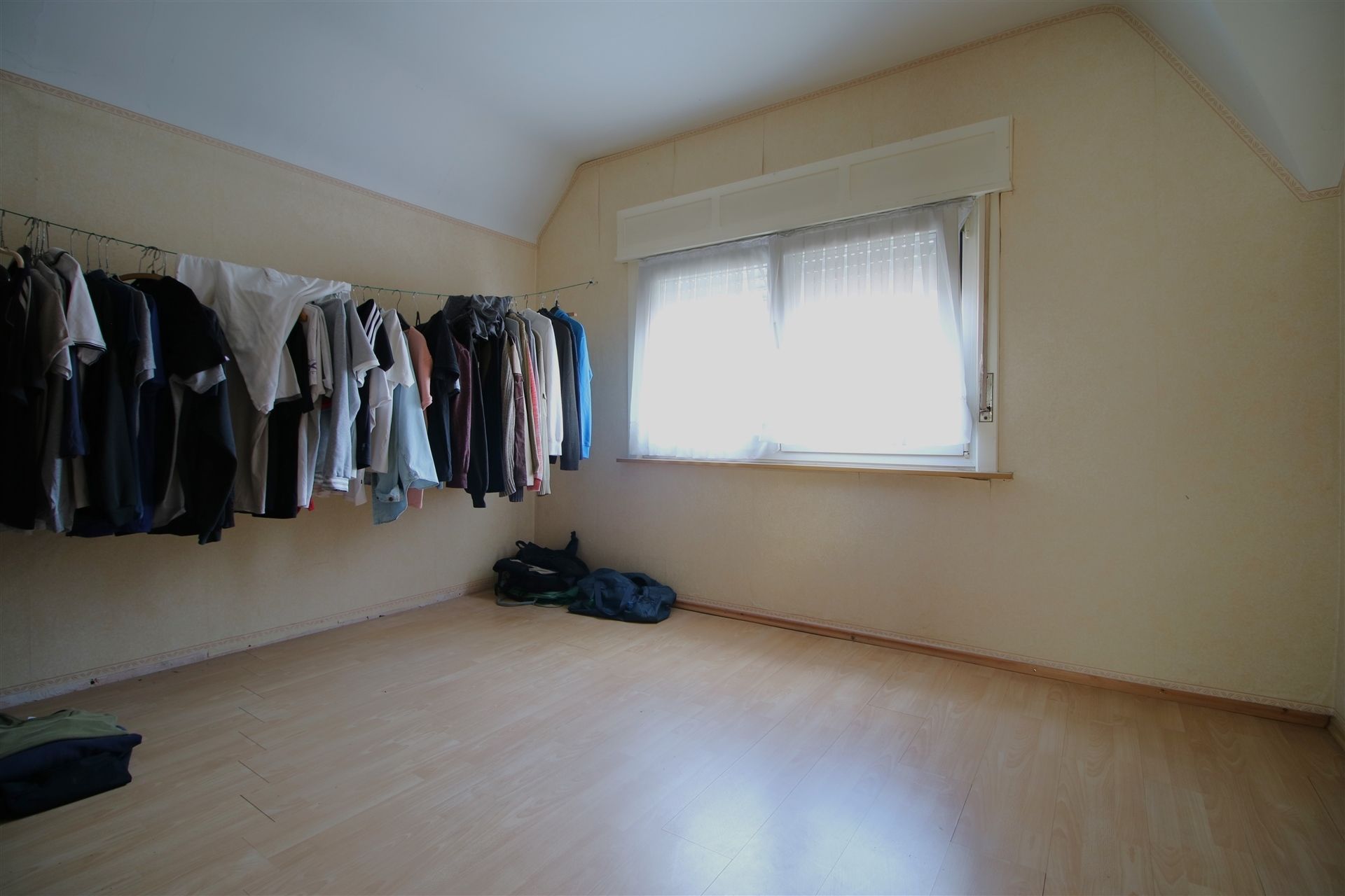 Woning half-open bebouwing met tuin foto 19