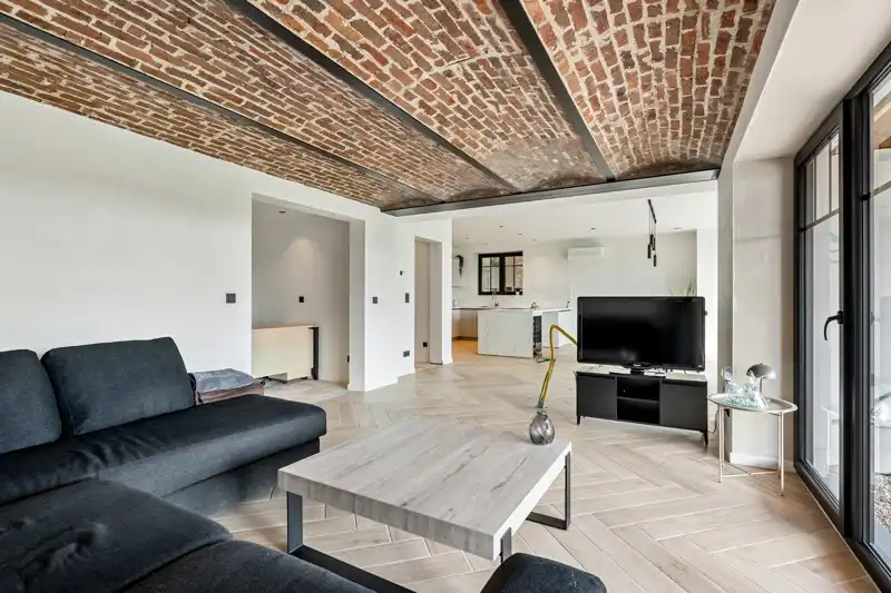 Volledig gerenoveerd landhuis gelegen op 34are foto 13
