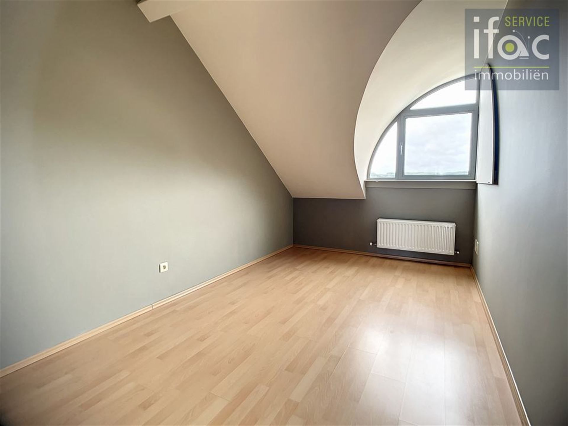 Mooie stapelwoning met tuin foto 6