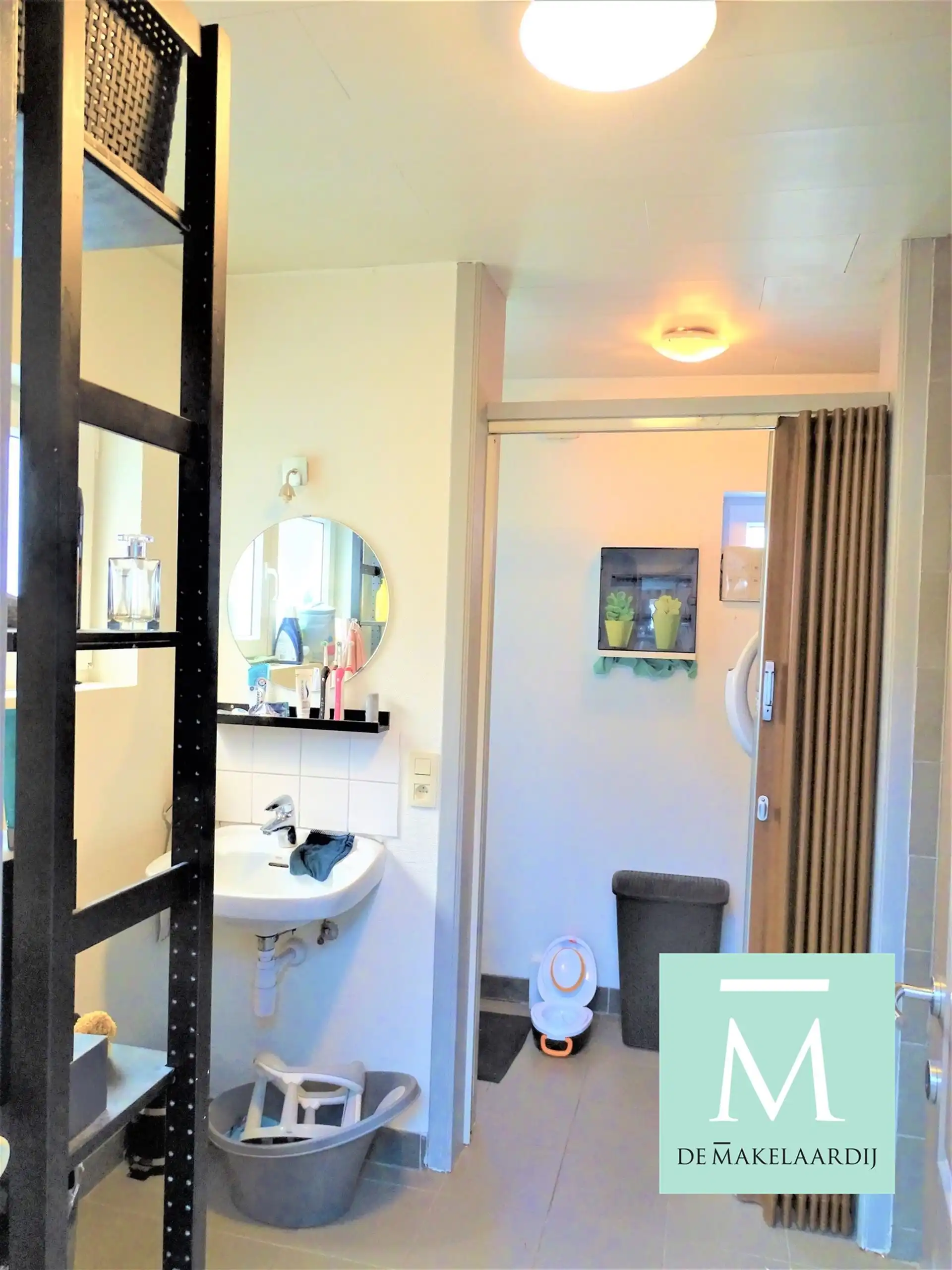 Goed gelegen woning met 3 slaapkamers en tuin! foto 6