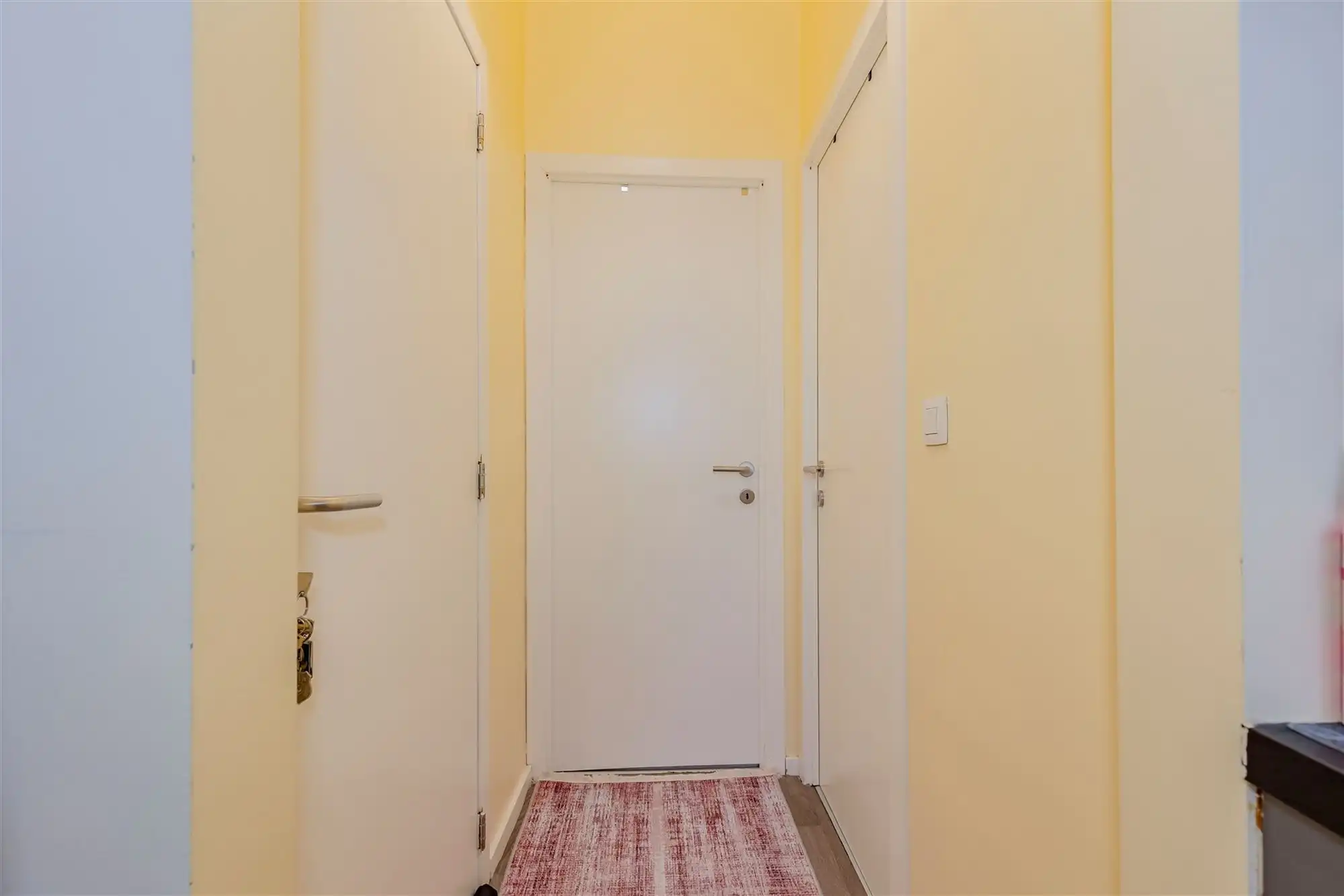 Huis ingedeeld in 6 verhuurde units - 8,8% netto rendement foto 16