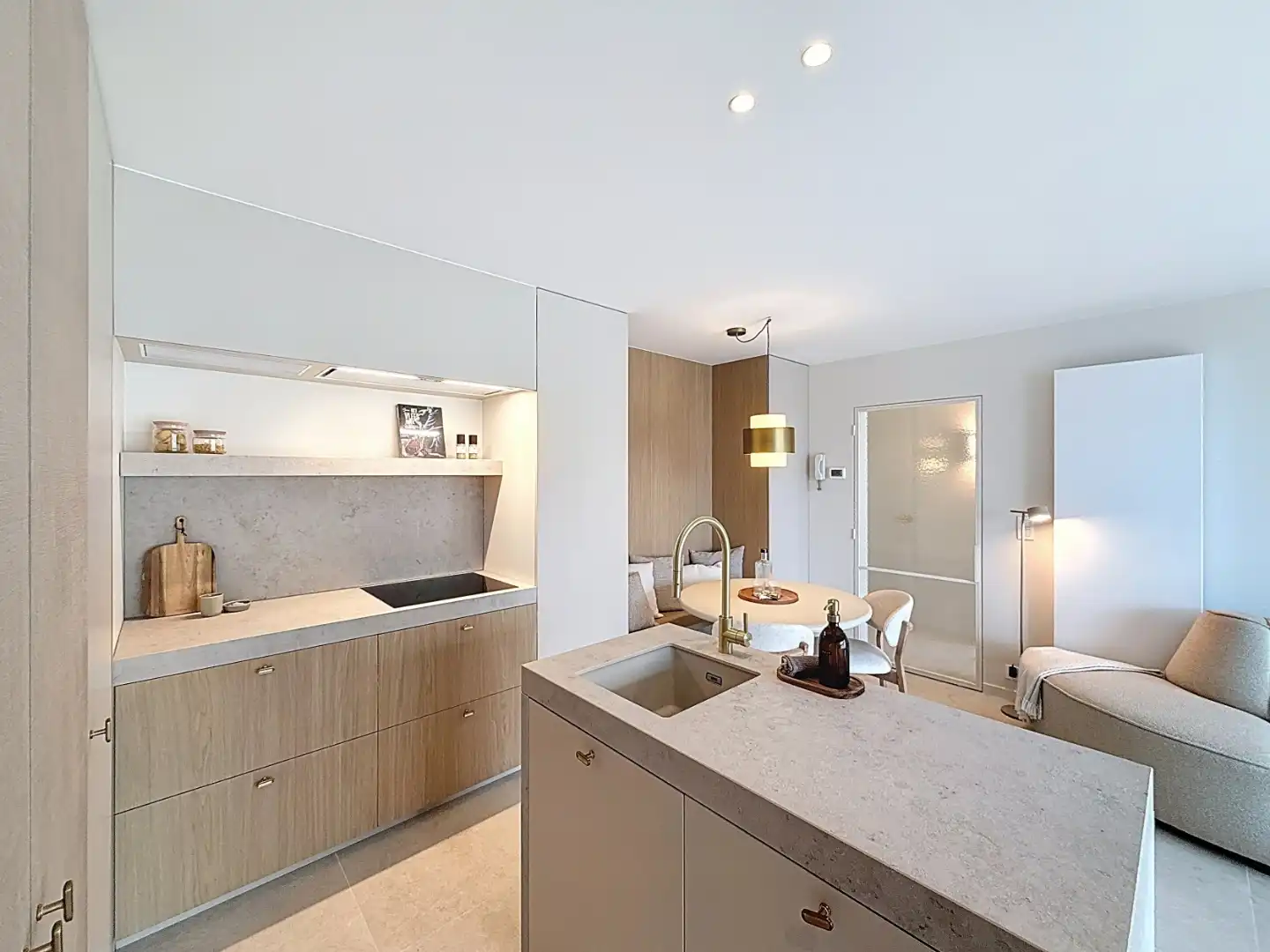 Gerenoveerd luxe appartement met terras op topligging in Nieuwpoort-Bad foto 4