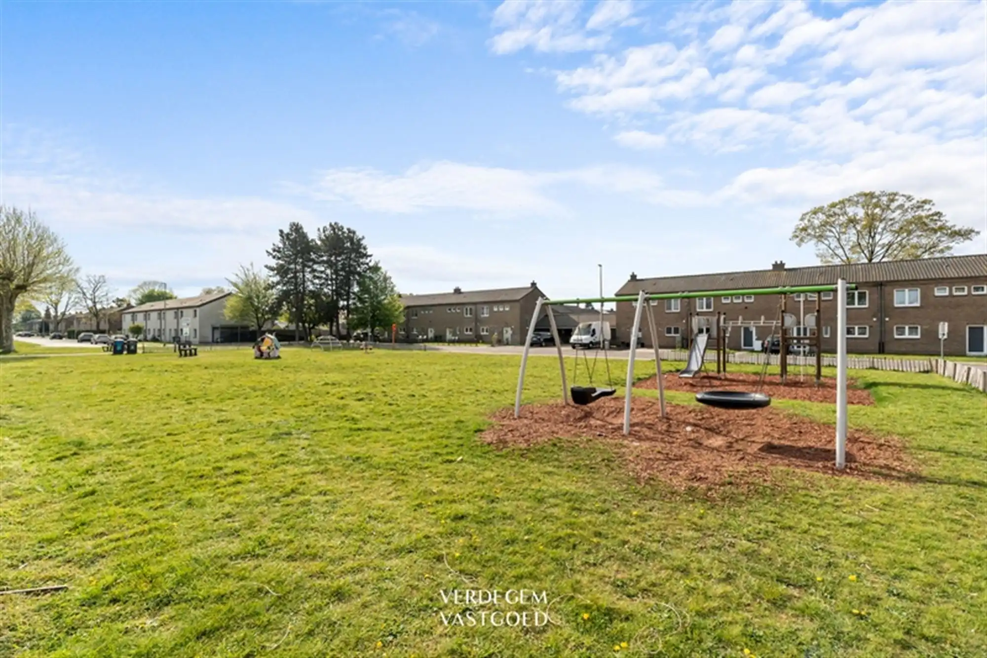 Bungalow met 3 slaapkamers in rustige buurt foto 15
