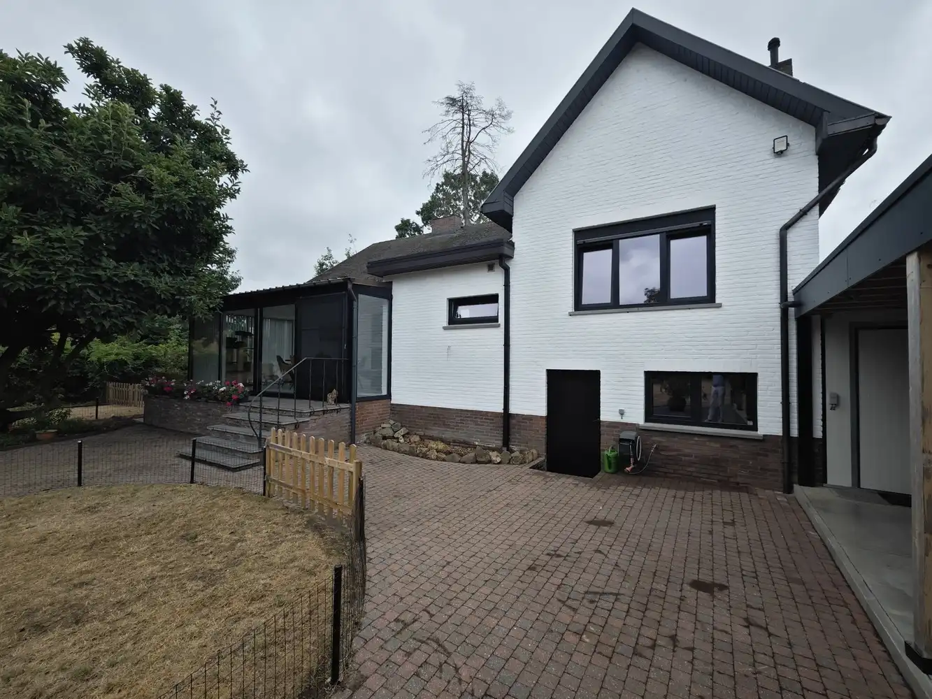 Grotendeels gerenoveerde woning op 16a78ca foto 39