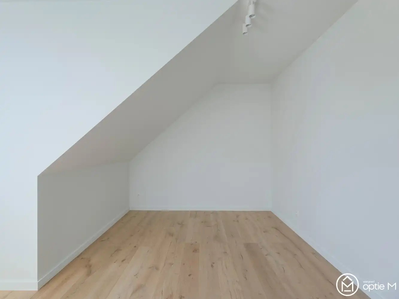 Een prachtige en energiezuinige nieuwbouwwoning op een toplocatie in Hasselt foto 34