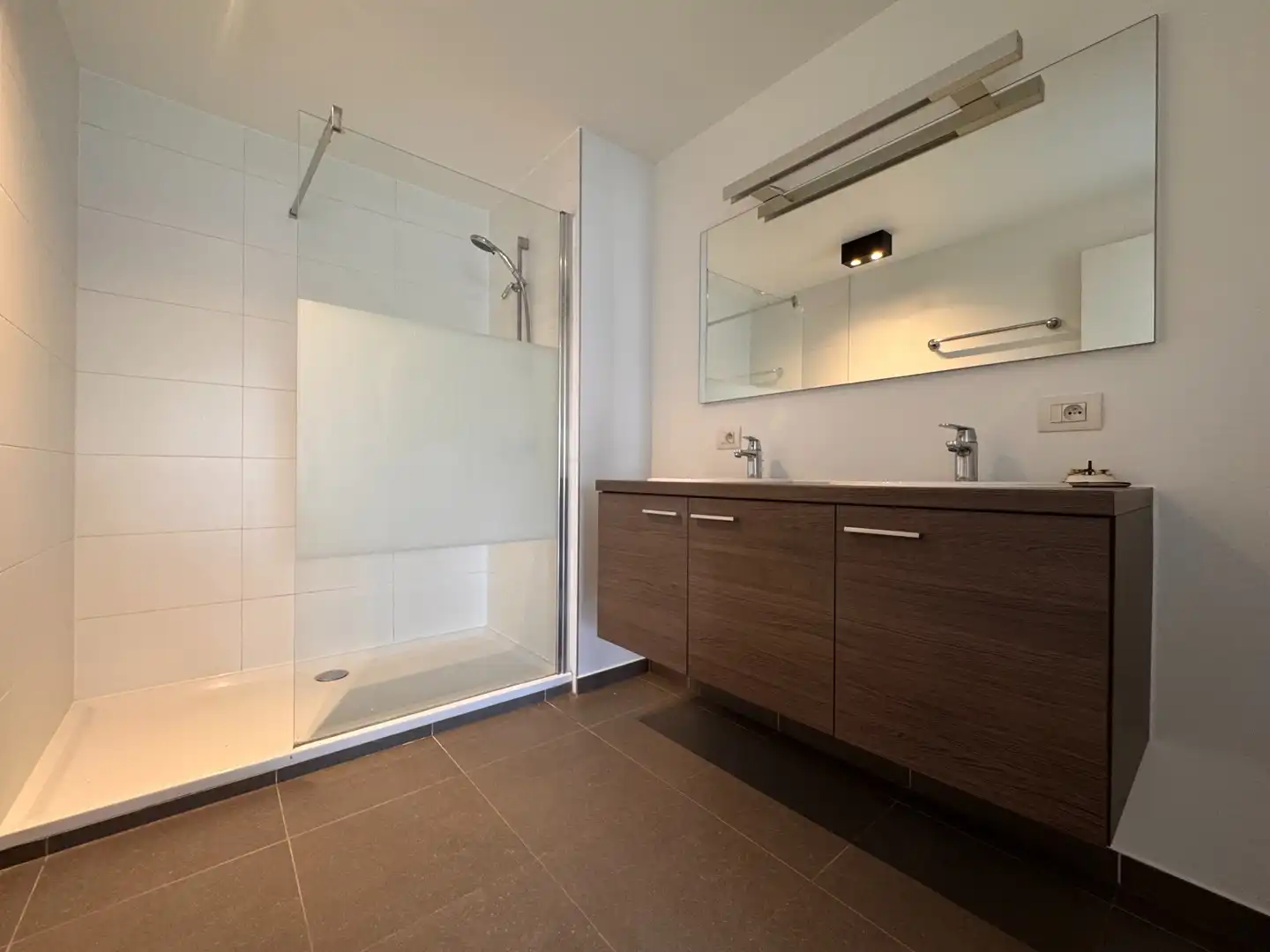 Prachtig hoekappartement met 2 slaapkamers en garagebox foto 9