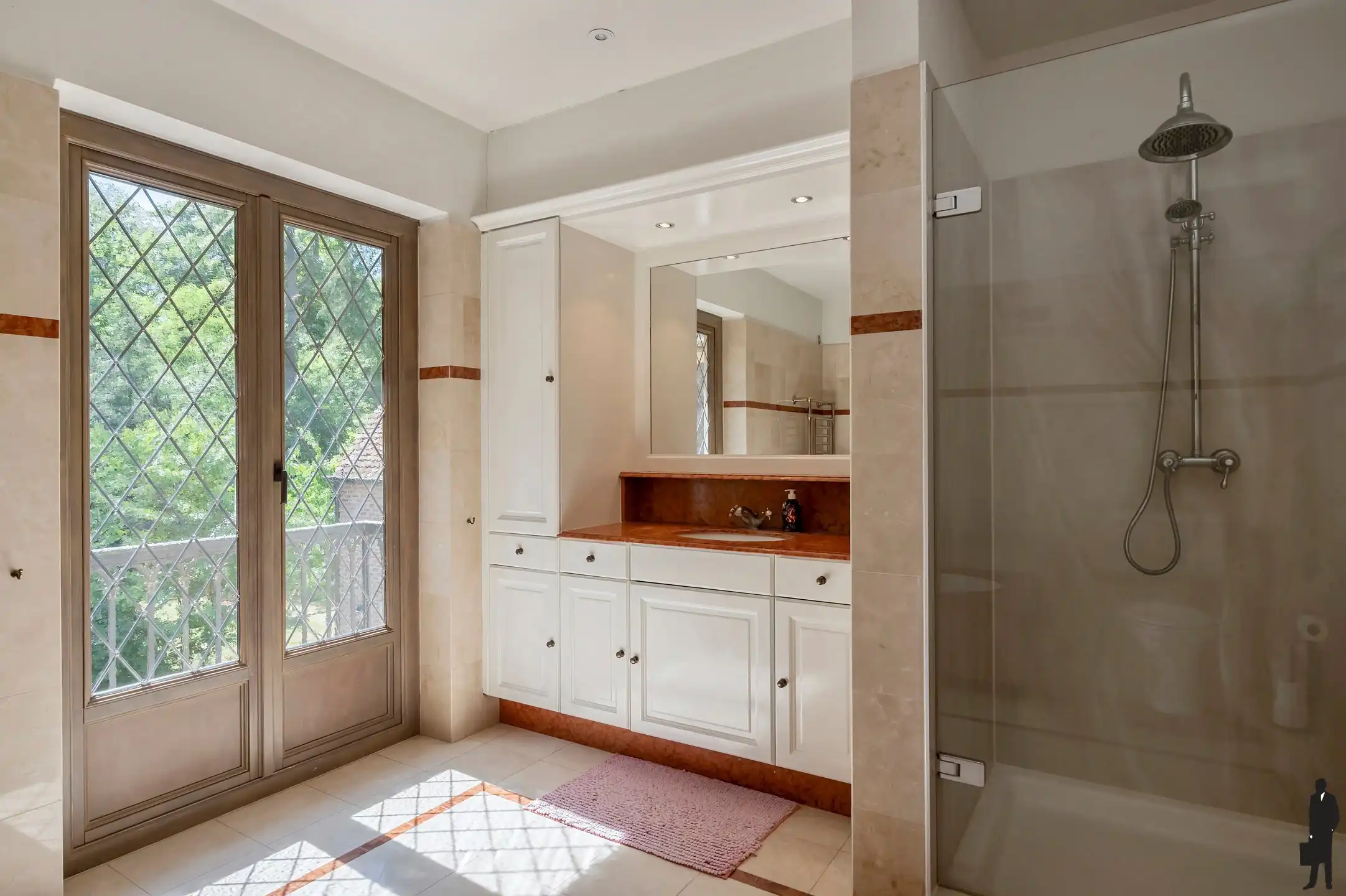 Karaktervolle villa met binnenzwembad in de "Lint" foto 31