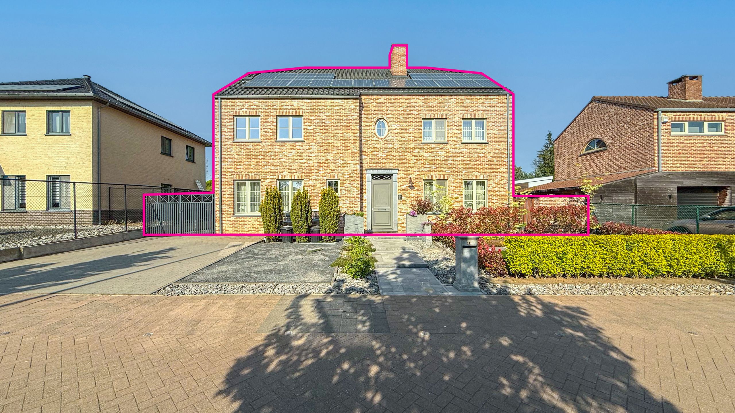 Karaktervolle nieuwbouw villa met 6slpks te Houthalen! foto 44