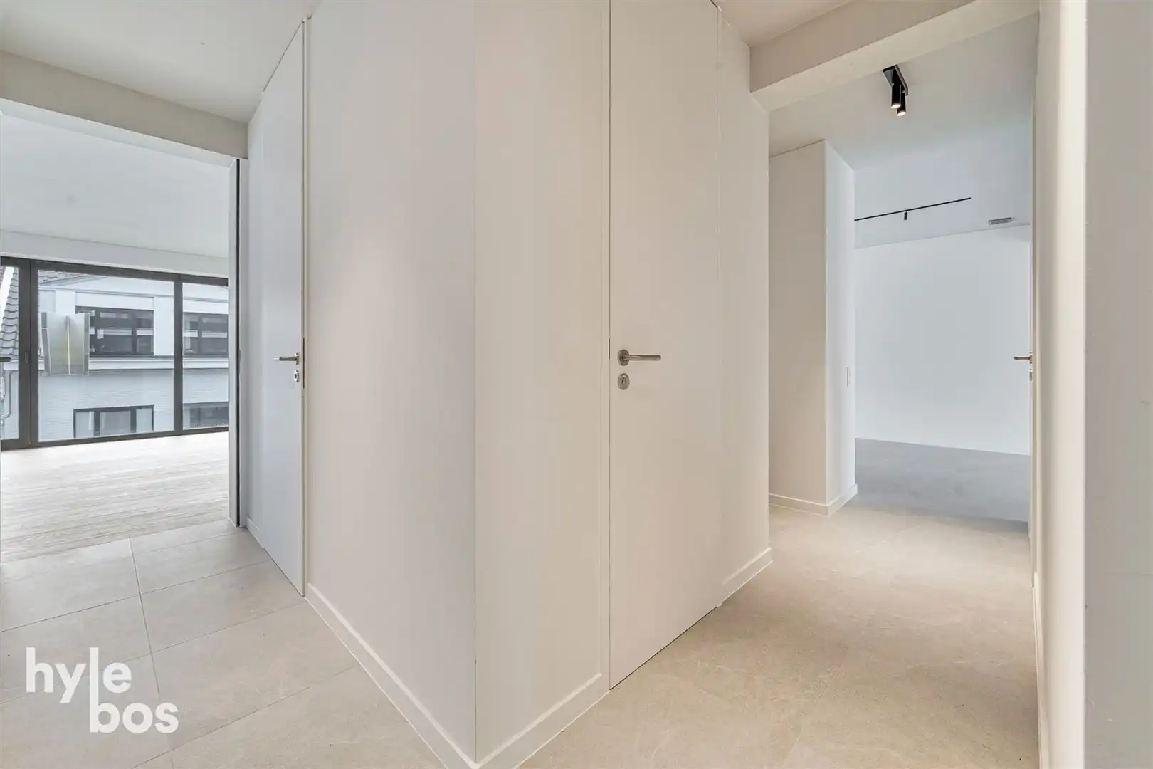 Luxueus energiezuinig penthouse met dakterras in centrum foto 12