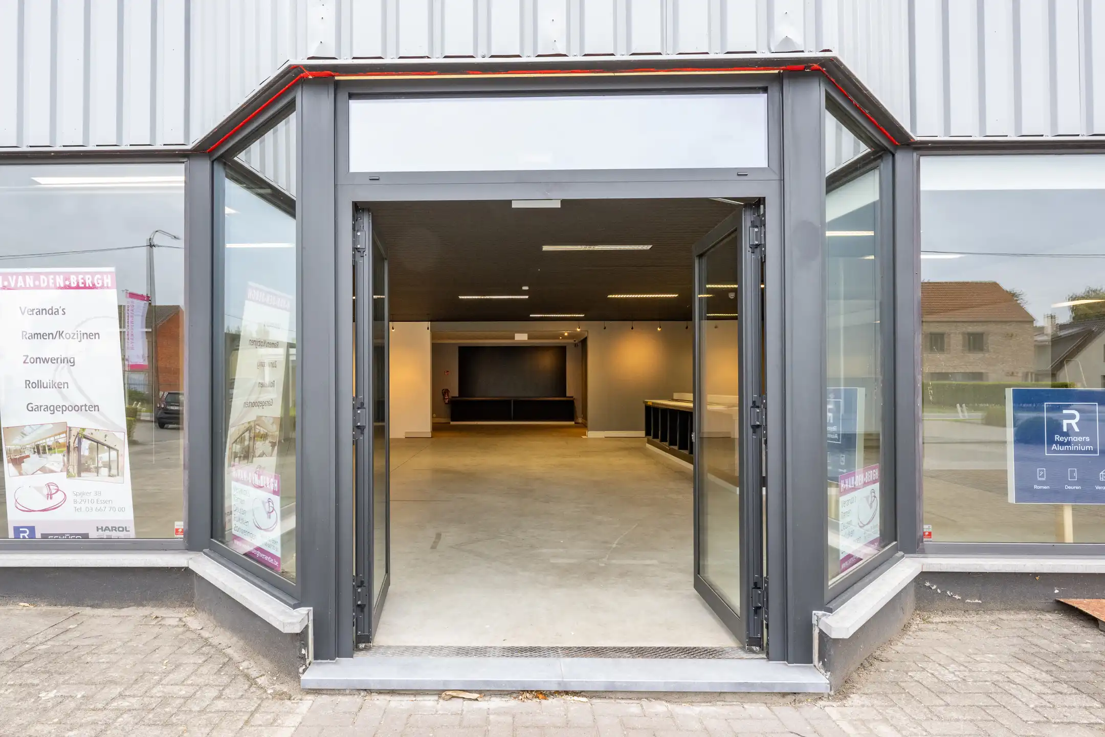 Commerciële ruimte te huur foto 8