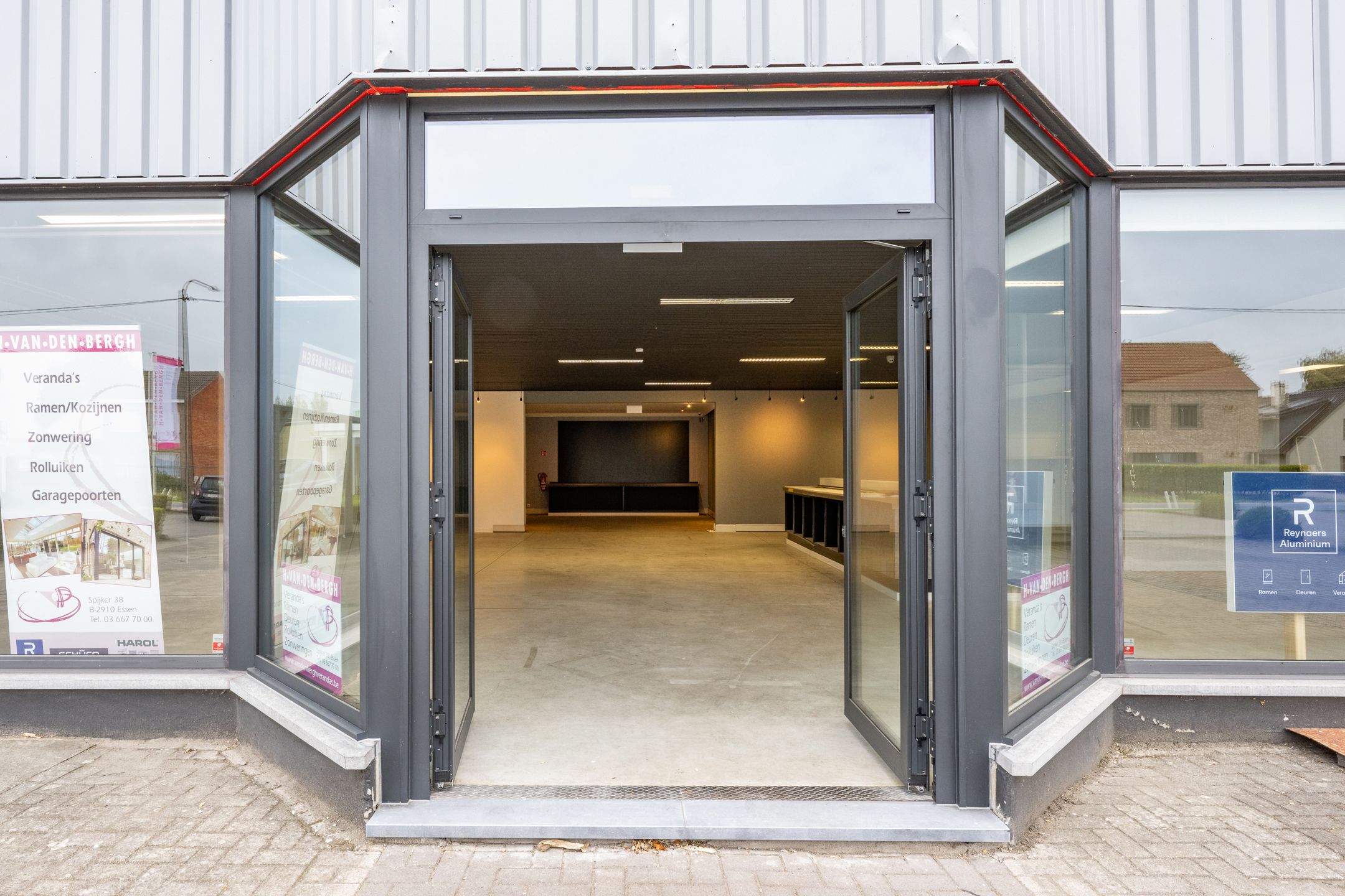 Commerciële ruimte te huur foto 8