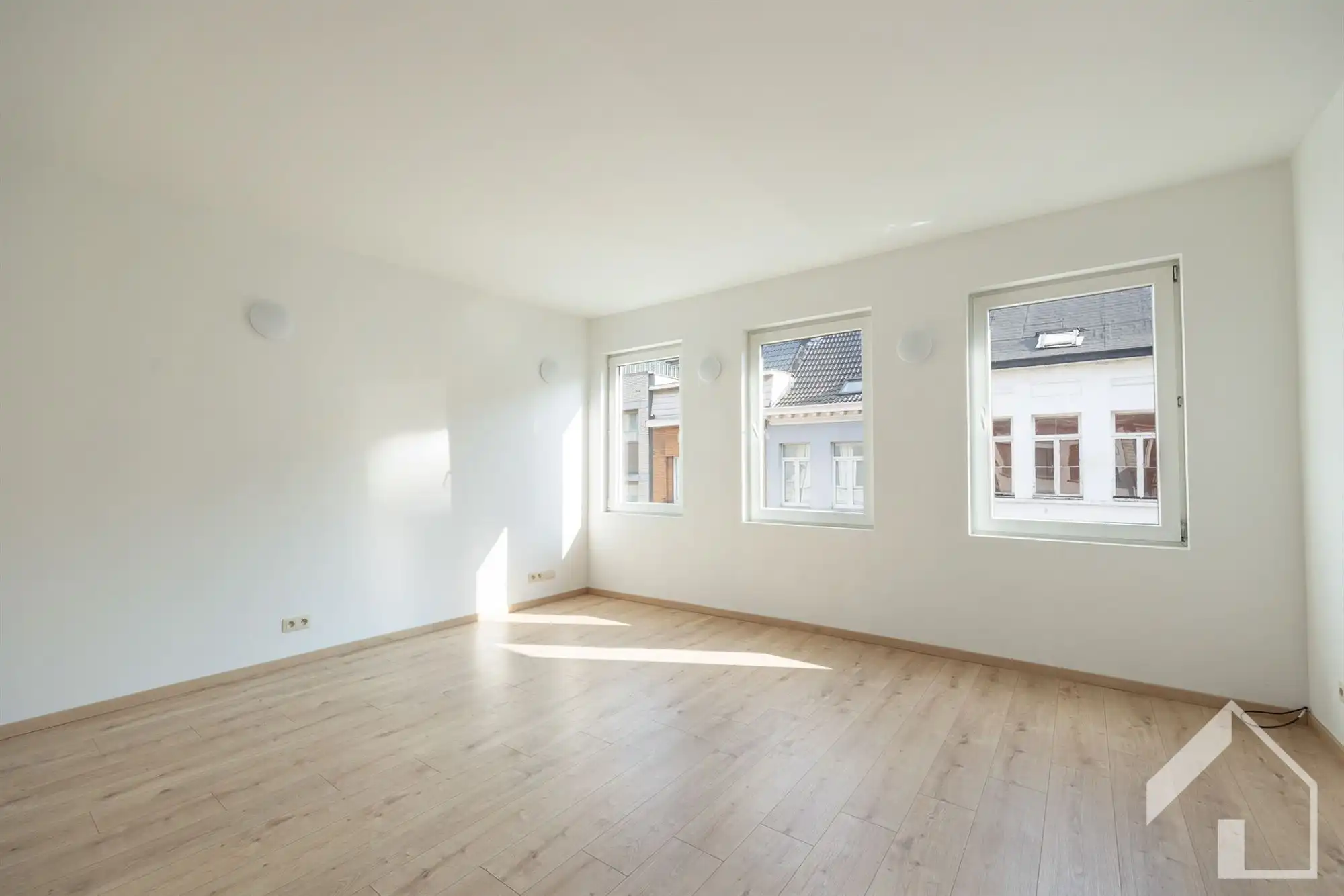 Opbrengsteigendom bestaande uit 7 studio's: mooi rendement! foto 5