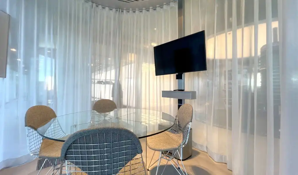 SQ Antwerp Tower - Luxueuze gemeubelde kantoren met diensten foto 21