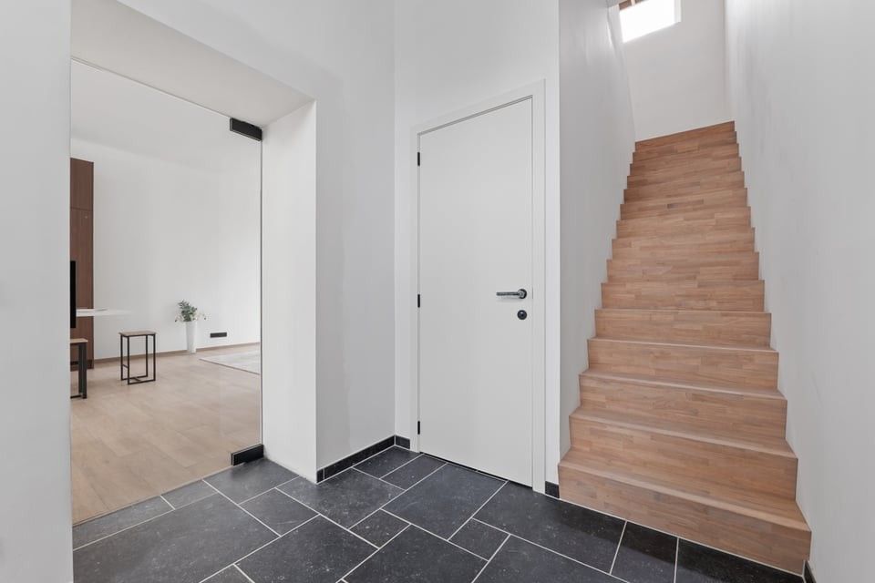 EXCLUSIEF WONEN IN EEN GERESTAUREERDE VIERKANTSHOEVE foto 32