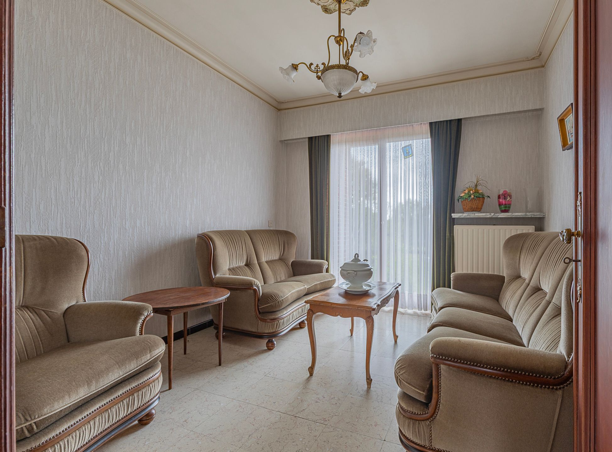 LIERDE - Stevige en verzorgde 4-gevelwoning met open zicht  foto 8