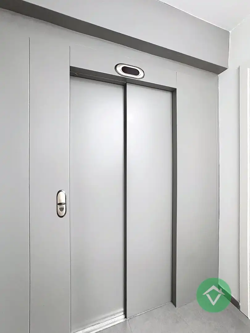 Instapklaar appartement met 2 slaapkamers te Wijnendale foto 2