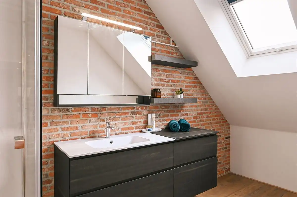 Uniek dakkappartement met zeer grote garage foto 10