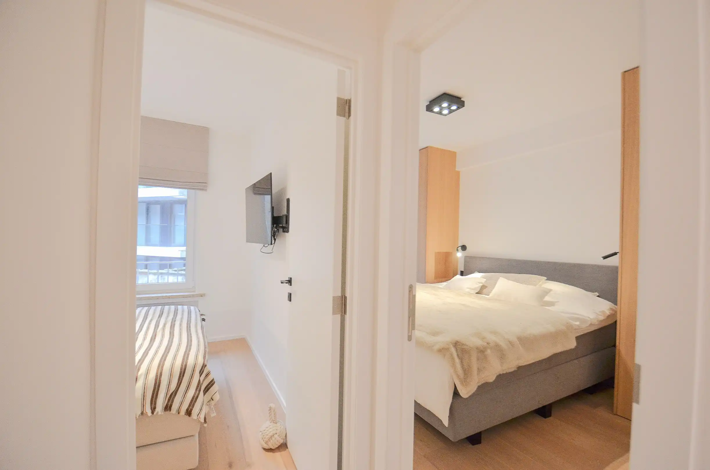 Volledig gerenoveerd appartement met een mooi zeezicht gelegen tussen het Driehoeksplein en Albertplein. foto 10