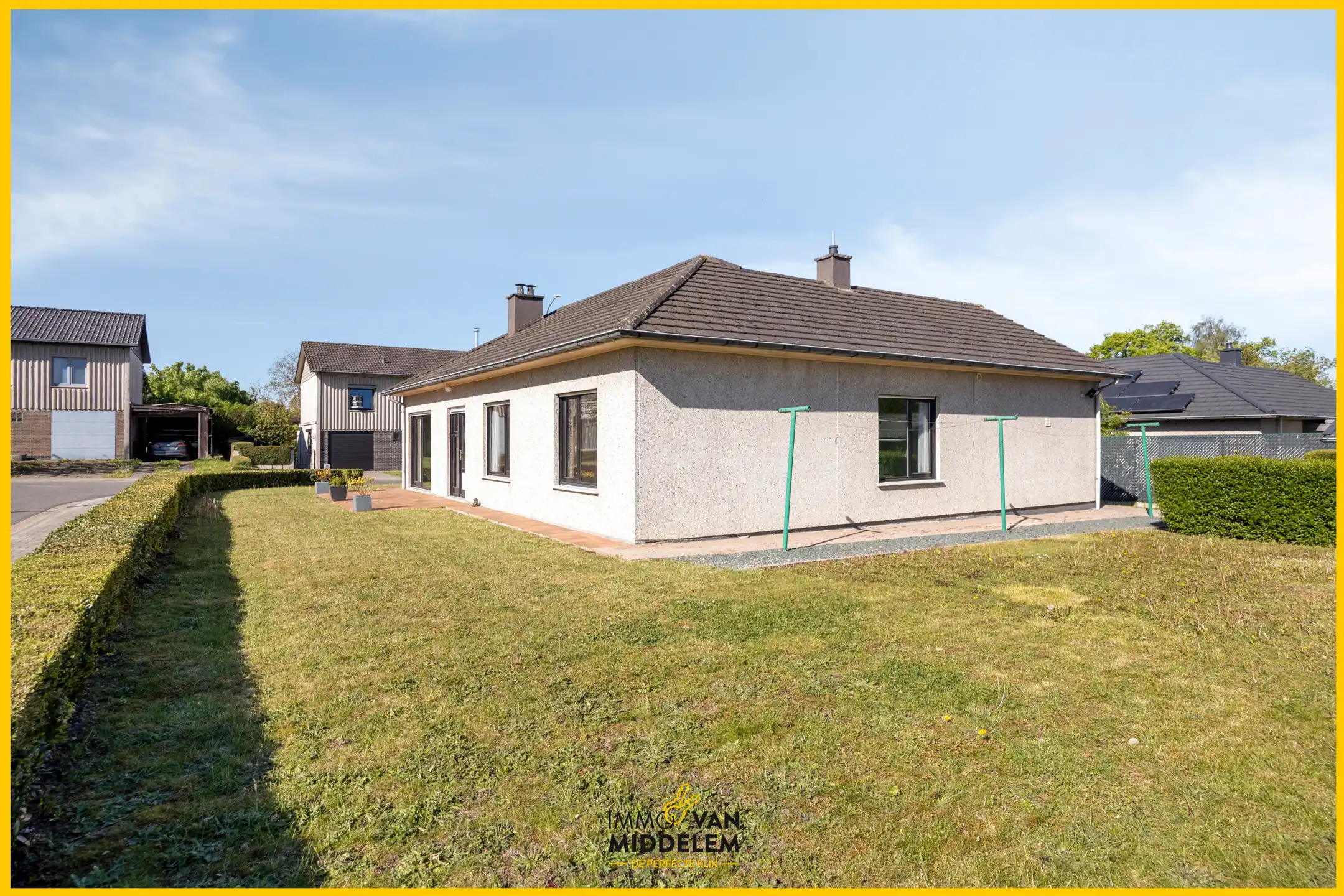 BUNGALOW MET 3 SLAAPKAMERS, GARAGE EN TUIN foto 14