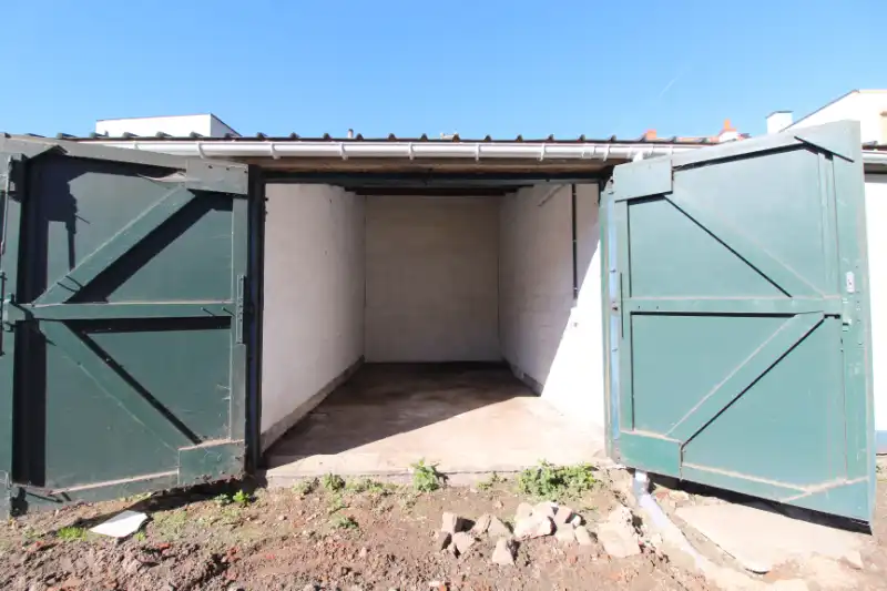 Gelijkvloers nieuwbouw appartement met zonnige tuin te Gent foto 14