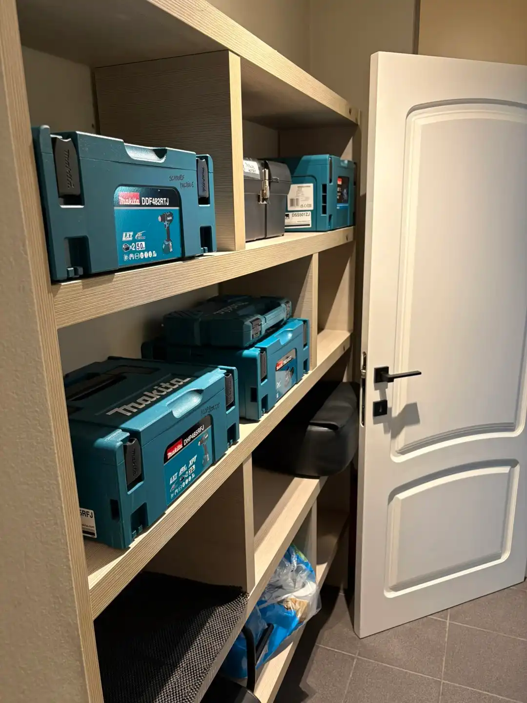 Gebouw te koop foto 25