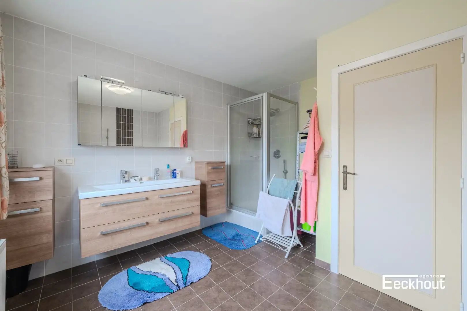 Charmante halfopen woning met zonnige tuin! foto 11