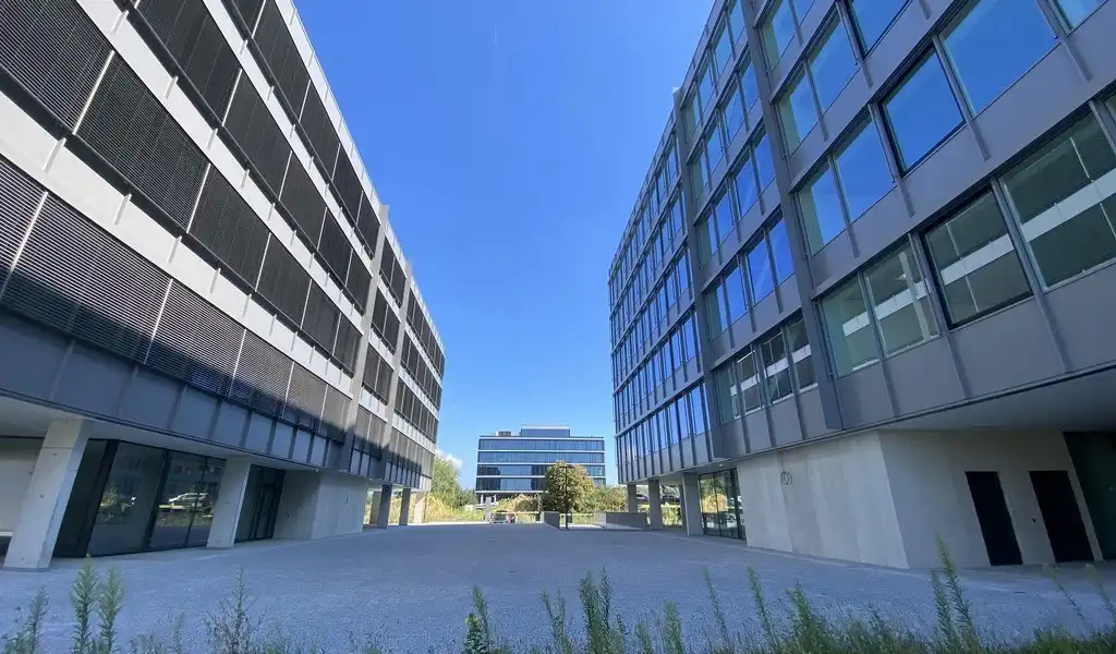 Nieuwbouw kantoren te huur aan The Loop in Gent foto 12