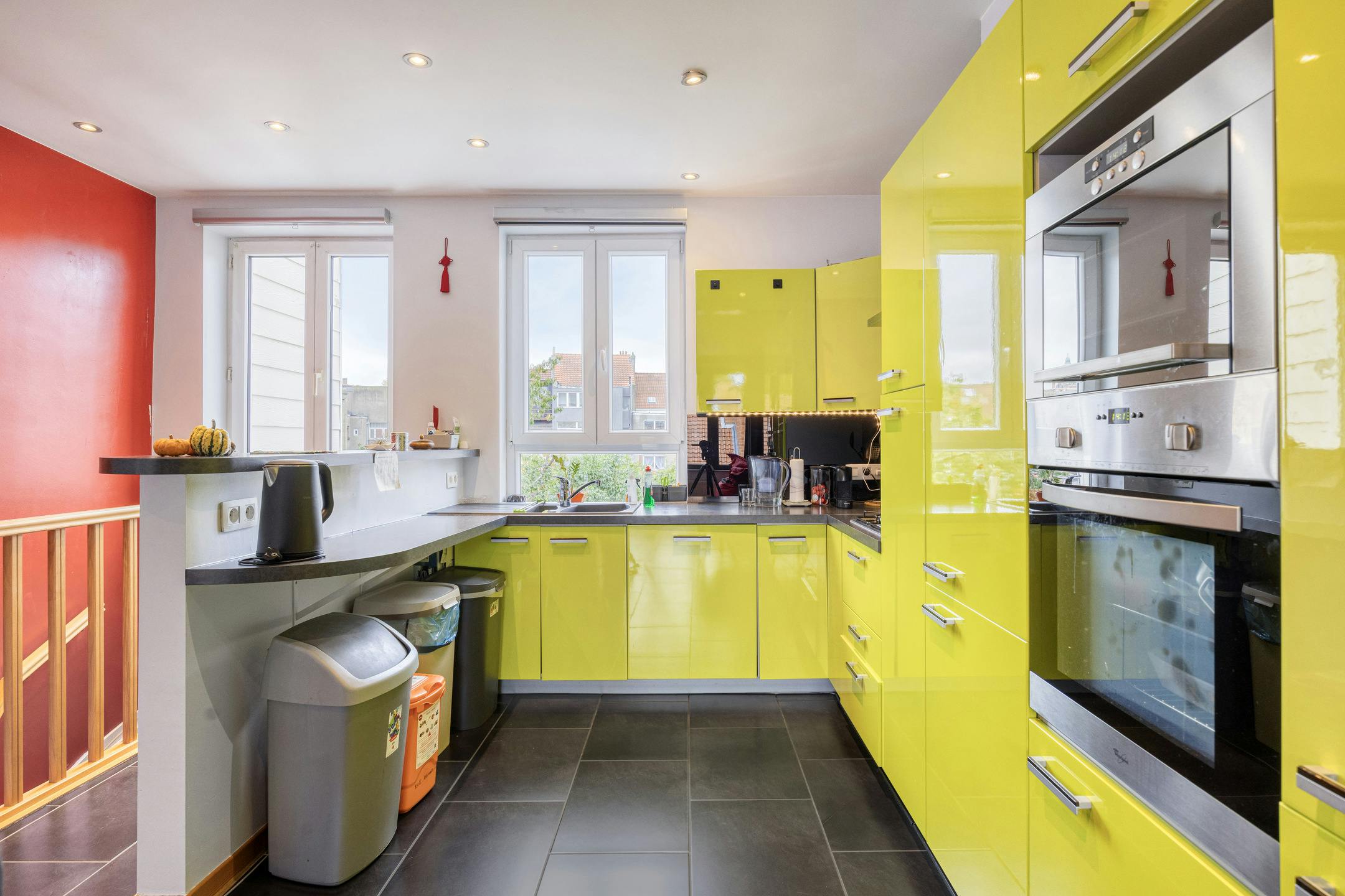 Duplex-appartement met twee slaapkamers in centrum Jette foto 2