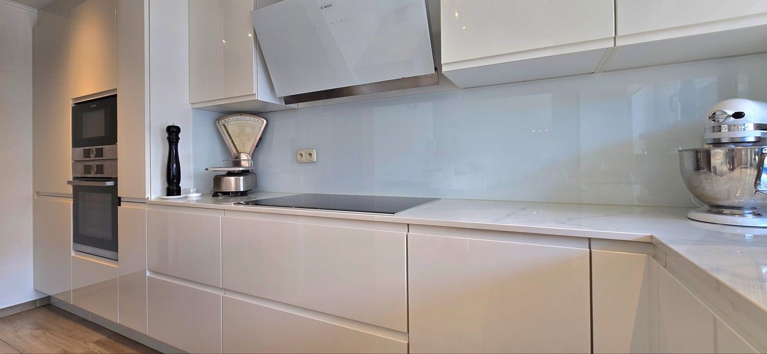 TE KOOP : instapklaar appartement op centrale ligging met 2 slaapkamers en 2 terrassen foto 11