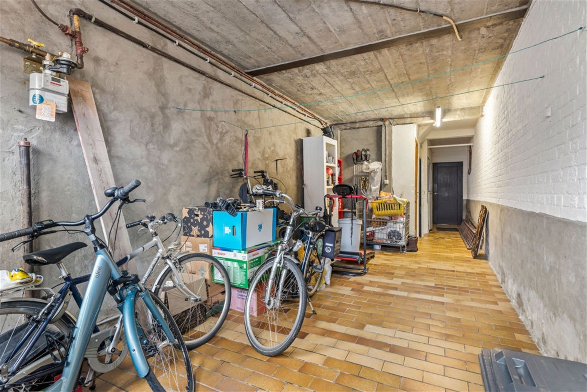 Potentiële gezinswoning of 2 bouwgronden in het hartje van Sint-Gillis-Waas foto 11