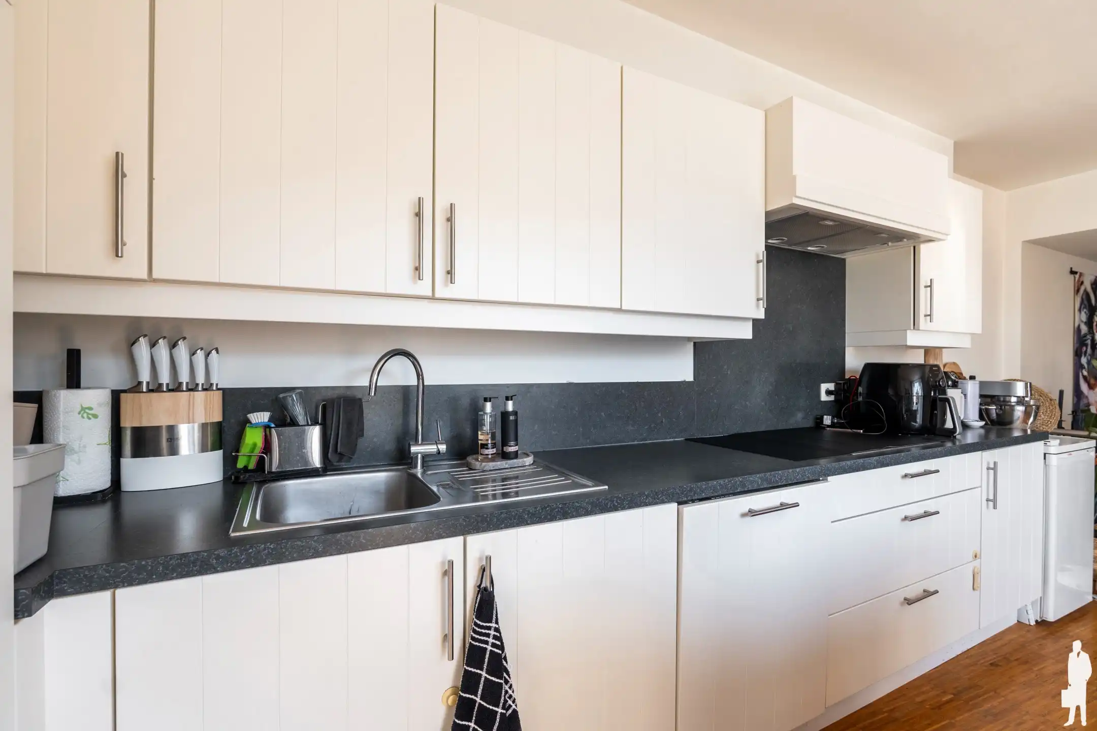 Duplexappartement met ruim terras (50m²!) gelegen in centrum van Hoogstraten foto 6