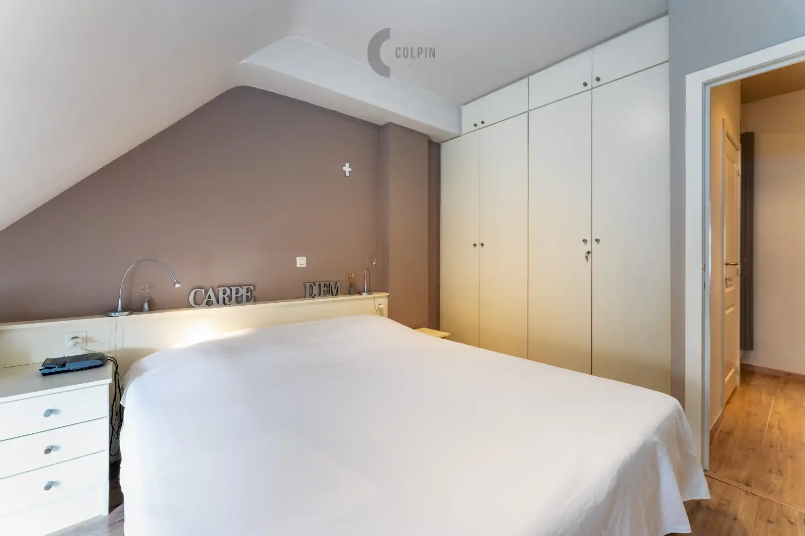 Lichtrijk appartement vlakbij de zee in Heist foto 8