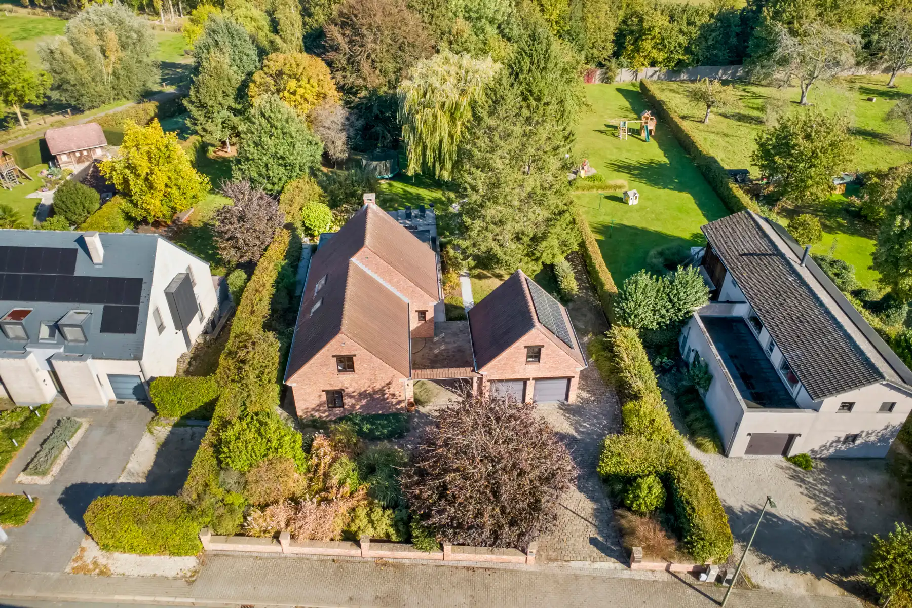 Ruime instapklare woning met prachtige tuin in Oetingen foto 26