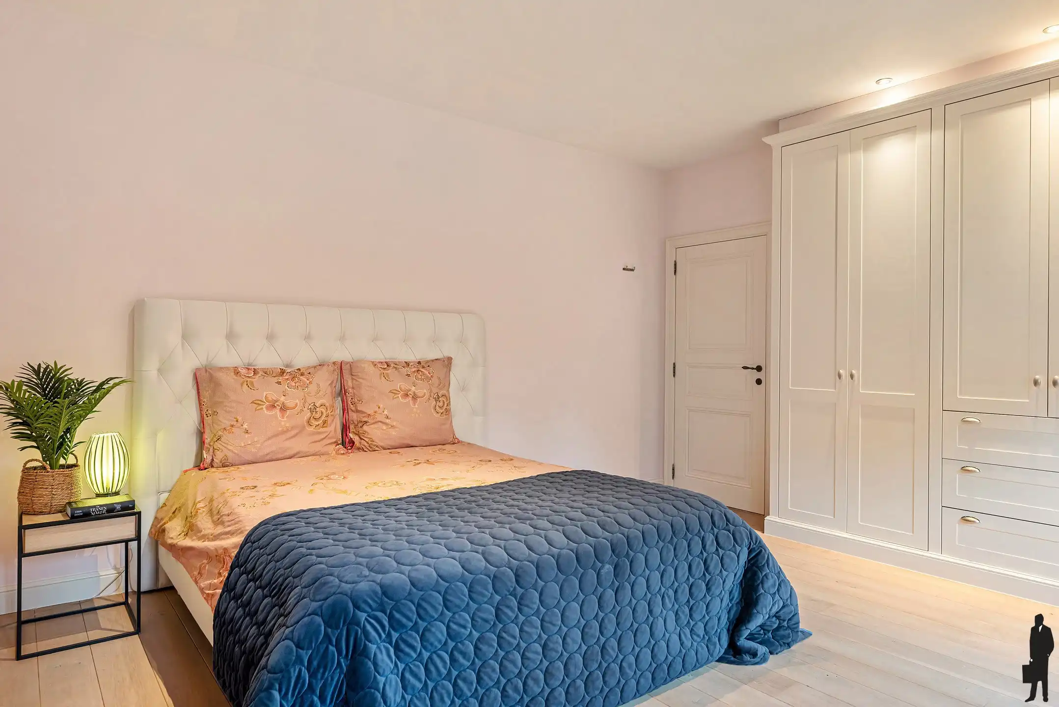 Villa van 600 m² met o.a. 4 slpk. en 3 badk.  foto 15