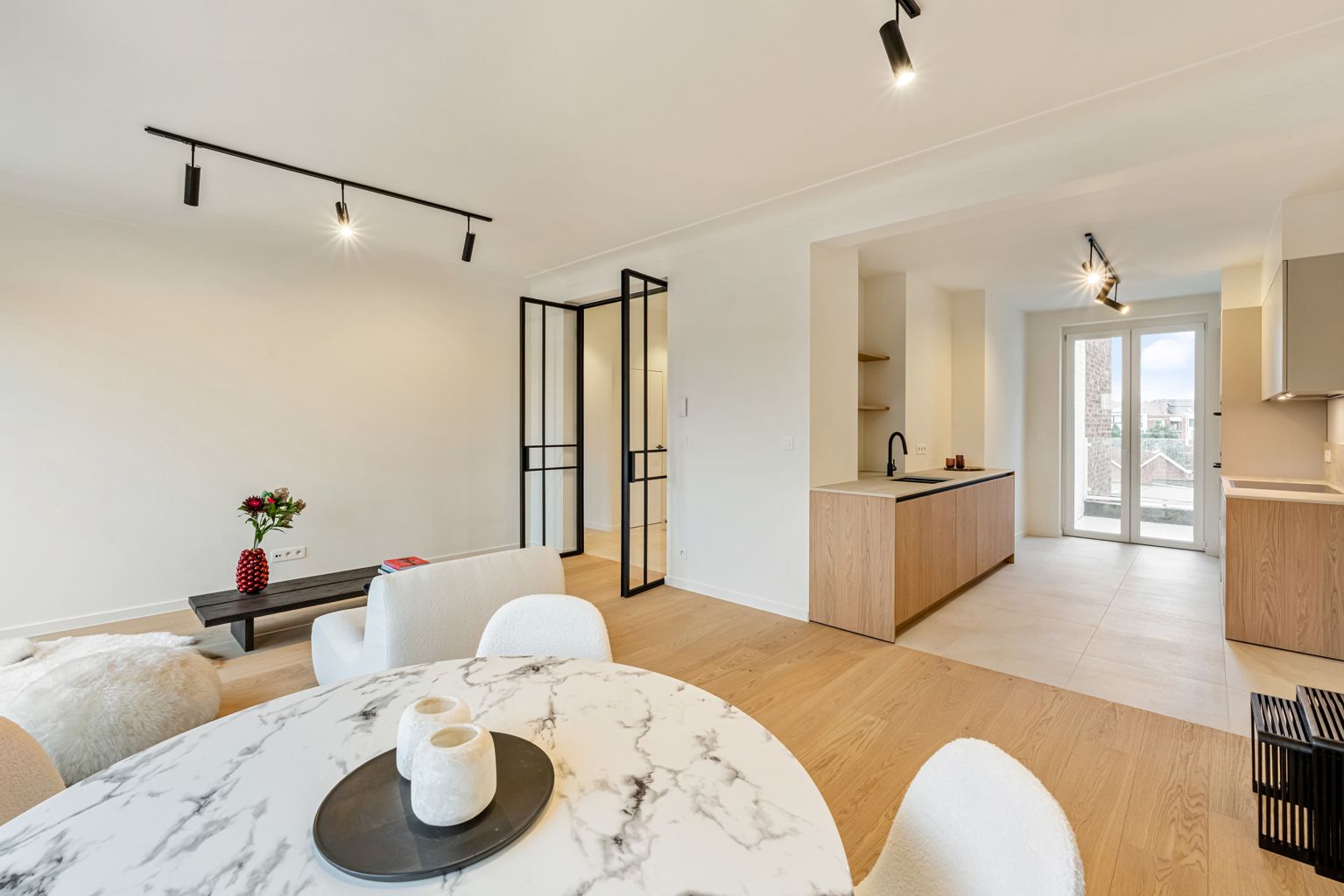 Appartement te koop foto {{pictureIndex}}