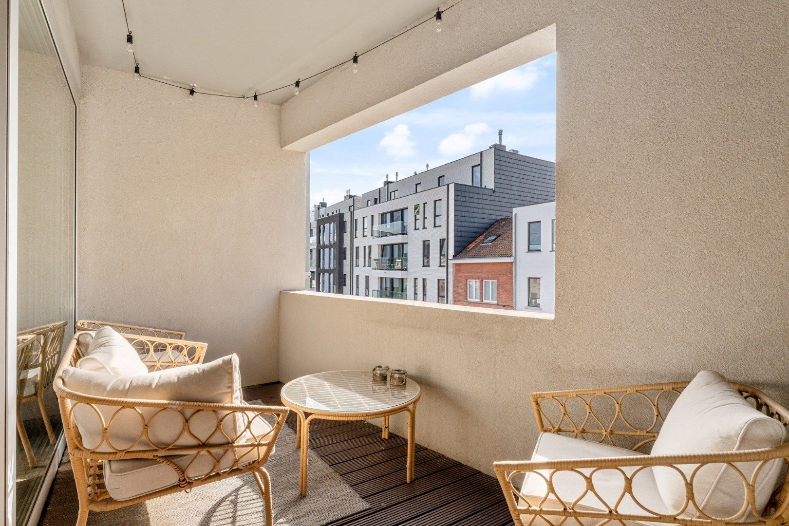 App., 119 m², 2 slpk, terras, autostaanplaats foto 17