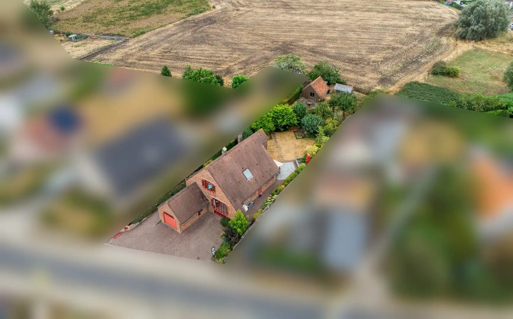 Grote villa met praktijkruimte en prachtige tuin te Knesselare foto 2