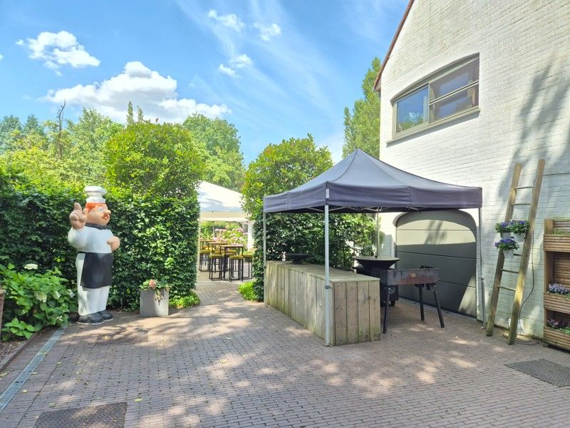 FEESTZAAL & RESTAURANT MET GERENOVEERDE WONING TE KOOP IN GENT foto 5