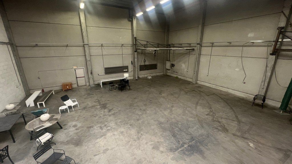 Magazijn met bureel te huur in Booiebos in Drongen foto 3