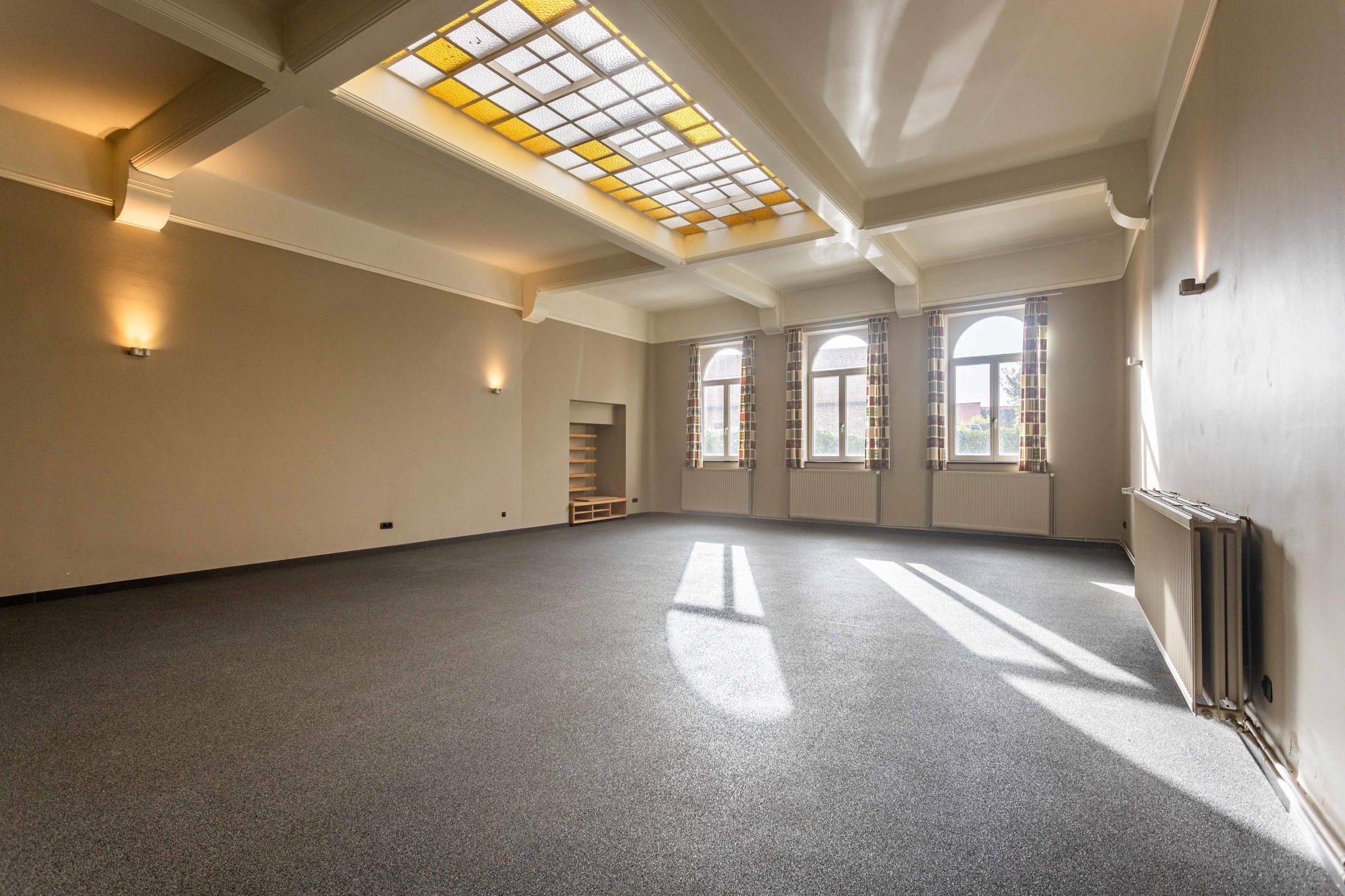 Authentiek gerenoveerde woning met garage in Mater dorp foto 6