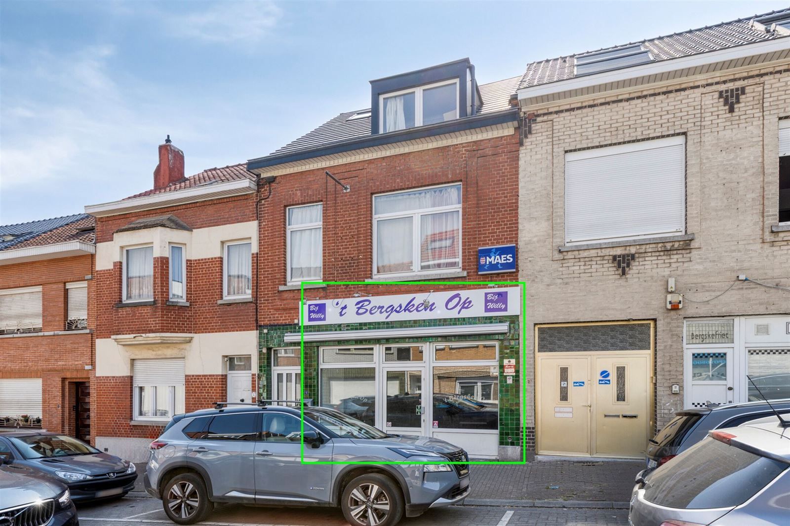 Instapklare horecazaak met tal van mogelijkheden op een centrale locatie! foto {{pictureIndex}}