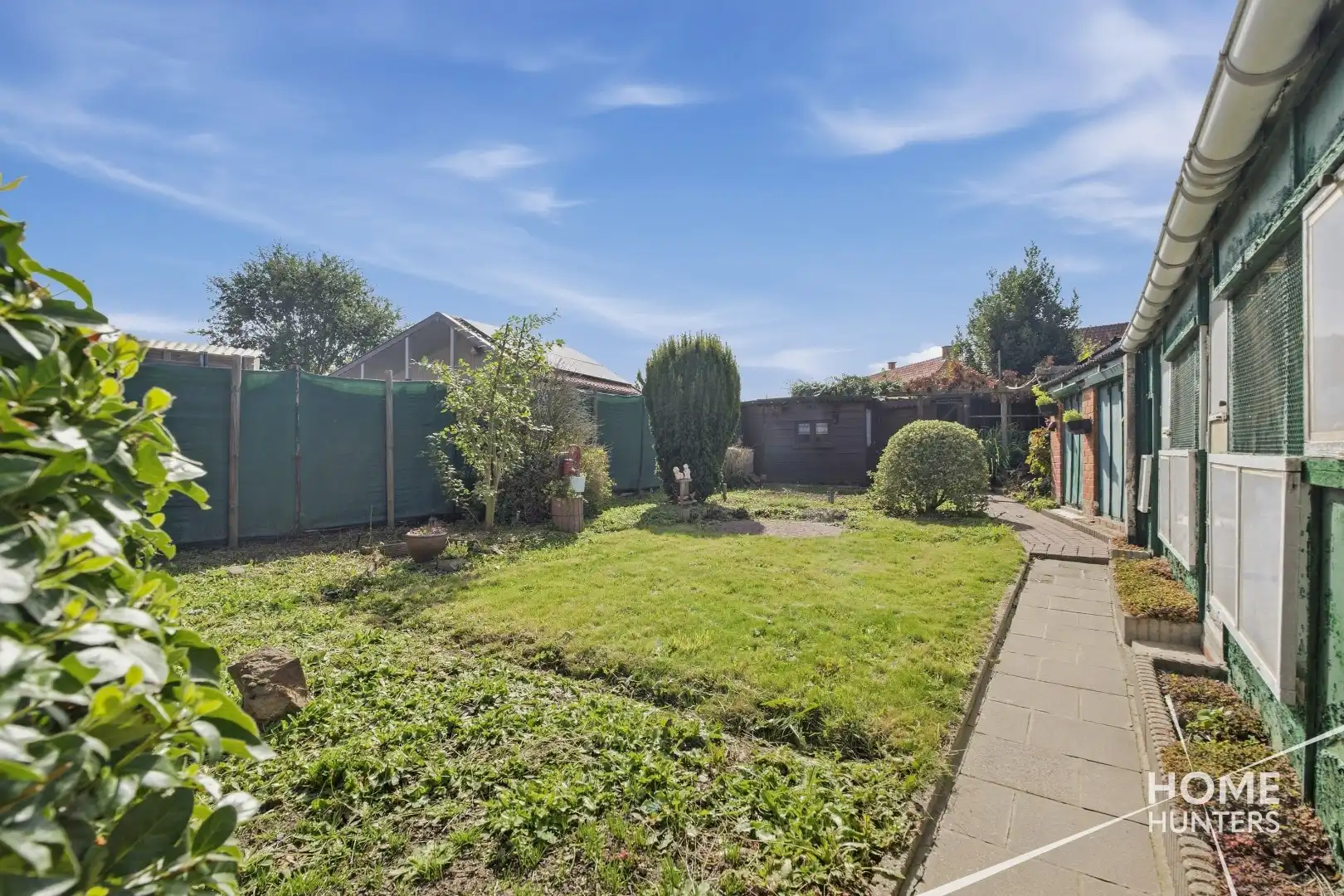 Rustig gelegen woning met 3 slaapkamers, garage en gezellige tuin foto 16