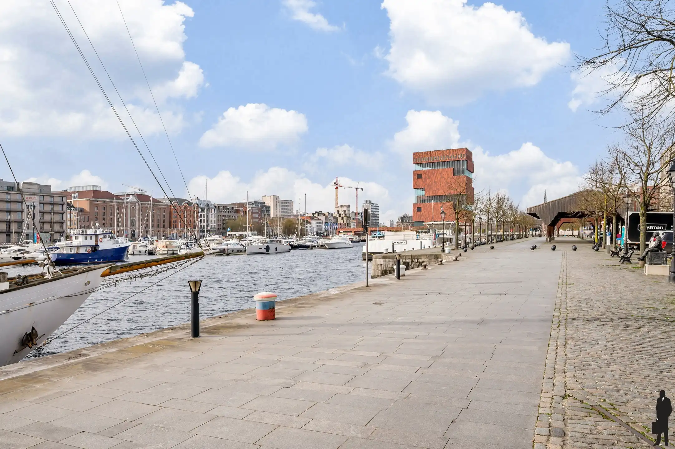 Exclusief tweeslaapkamer appartement op de 17de verdieping met panoramisch stadszicht foto 15